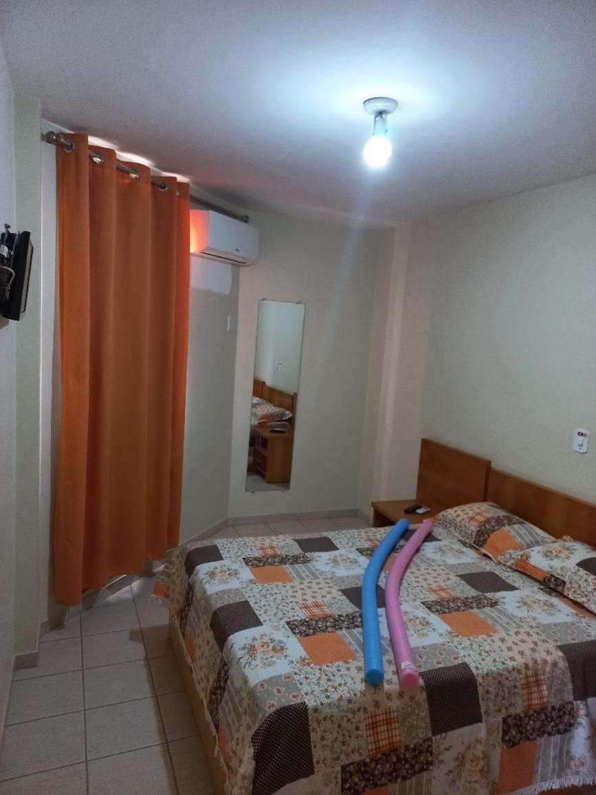 Prive Das Thermas 01 - Ar Split Nos 2 Quartos, Ventilador Na Sala, Purificador Soft Gelada Natural Caldas Novas Buitenkant foto